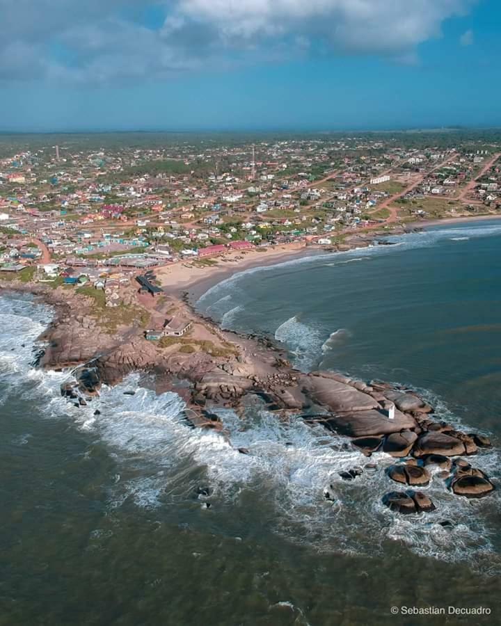 Hostal La Virazon Пунта Дел Диабло Екстериор снимка